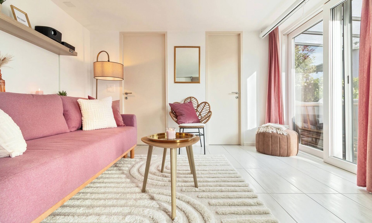 Montbrelloz Apartment | Boho Style | Video projector & Netflix, Free parking, Lake 5min away by car