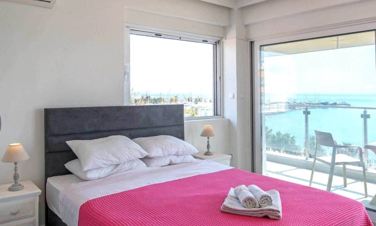 Palaio Faliro Apartment | Breathtaking seaview studio in Athenian Riviera