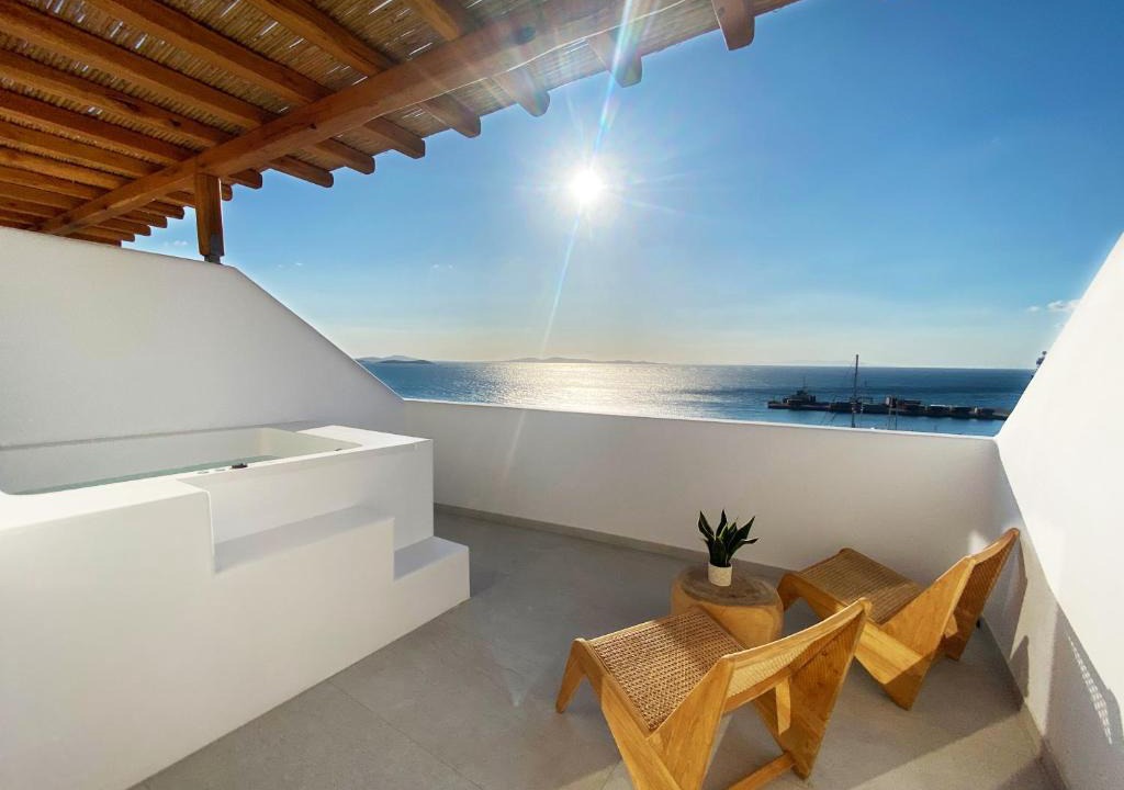 Tourlos Apartment | Calistus Mykonos