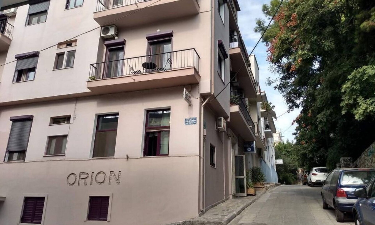 Exarhia Apartment | central athens, artistic area