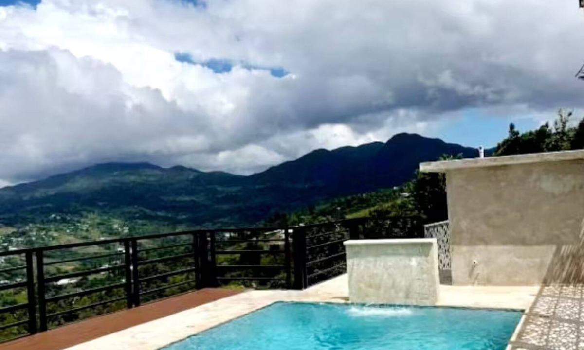 Cienaga Alta Apartment | Charming studio in welcoming Rio Grande close to El Yunque and Canovanas