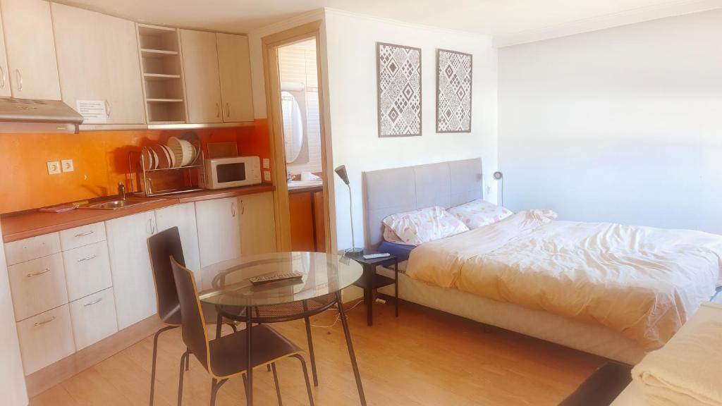 Omonia Apartment | City Center Studio