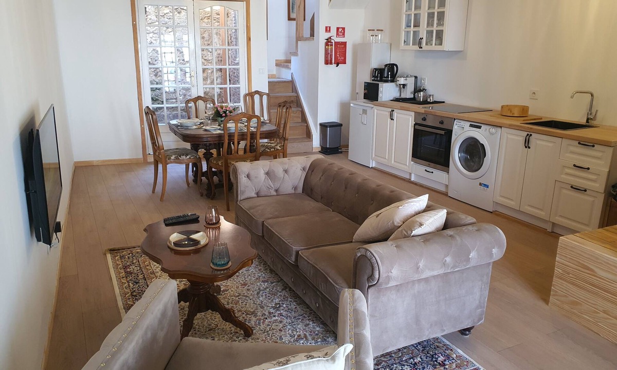 Magnac-Laval Apartment | Classy 2-bedroom apartment in Magnac-Laval - Home away from Home