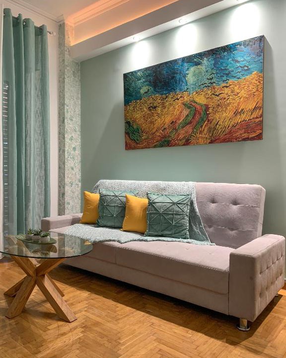 Kinosargous Apartment | Cozy and Chic apartment in the Center, 5 min Subway
