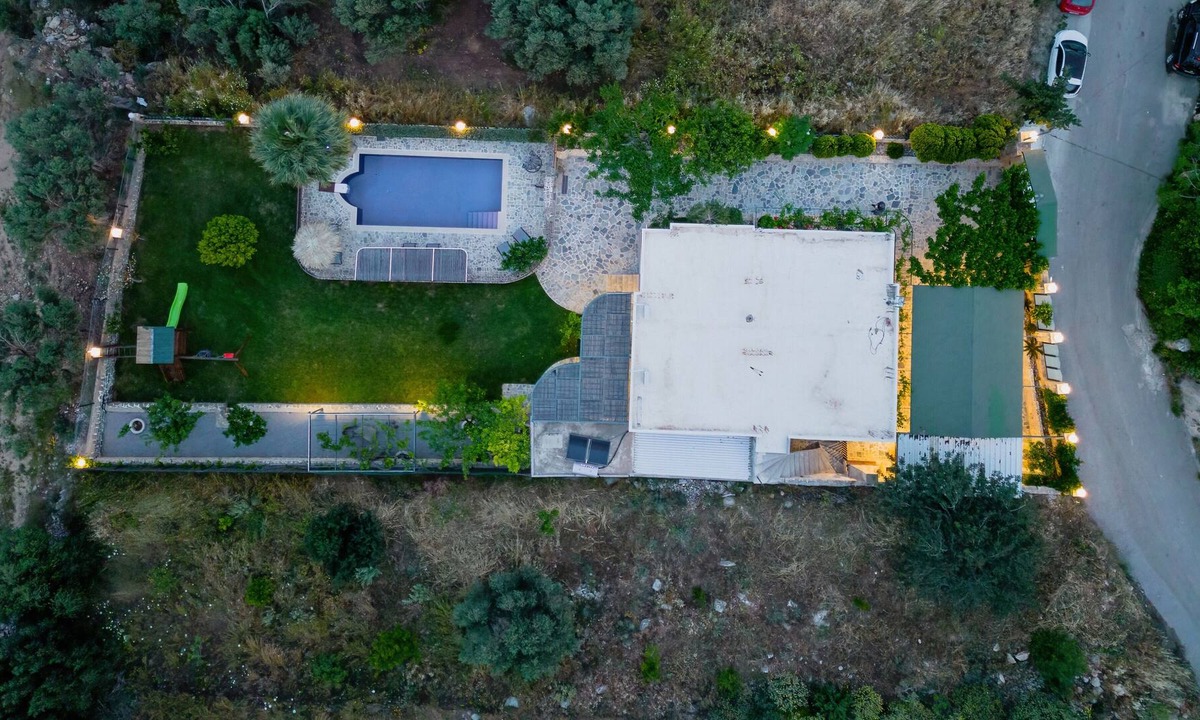 Orne House | "Dafni Villa" a place to visit