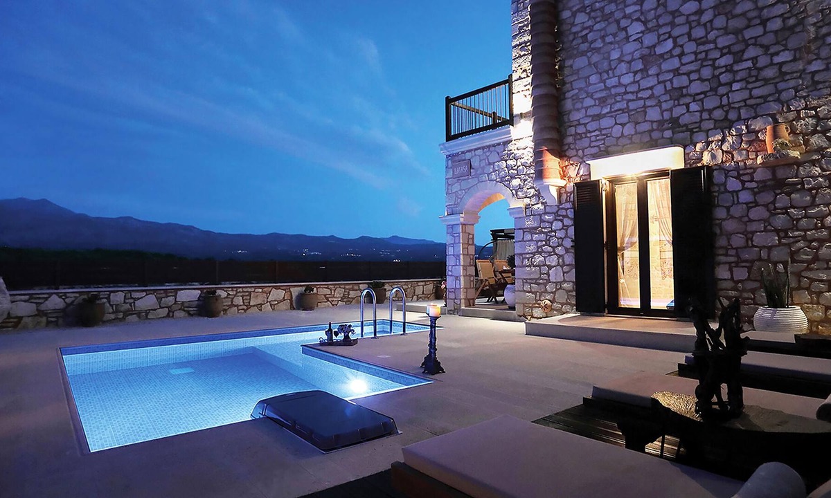Roumeli Villa | Deluxe Villa LaCasa 2 with Private Swimming Pool