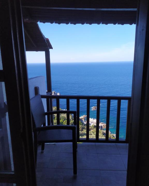 Tsagarada Apartment | Double studio room in Mylopotamos with beautifull view