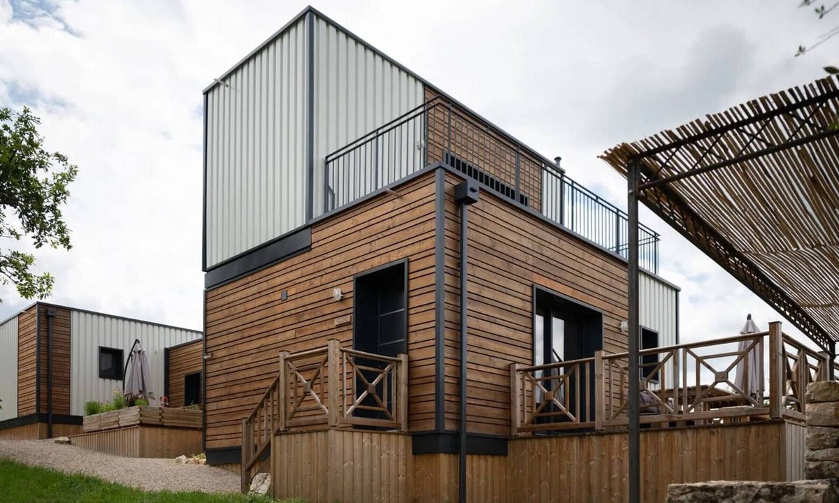 Souillac House | Eco-designed duplex with terraces, air conditioning, Wi-Fi, parking