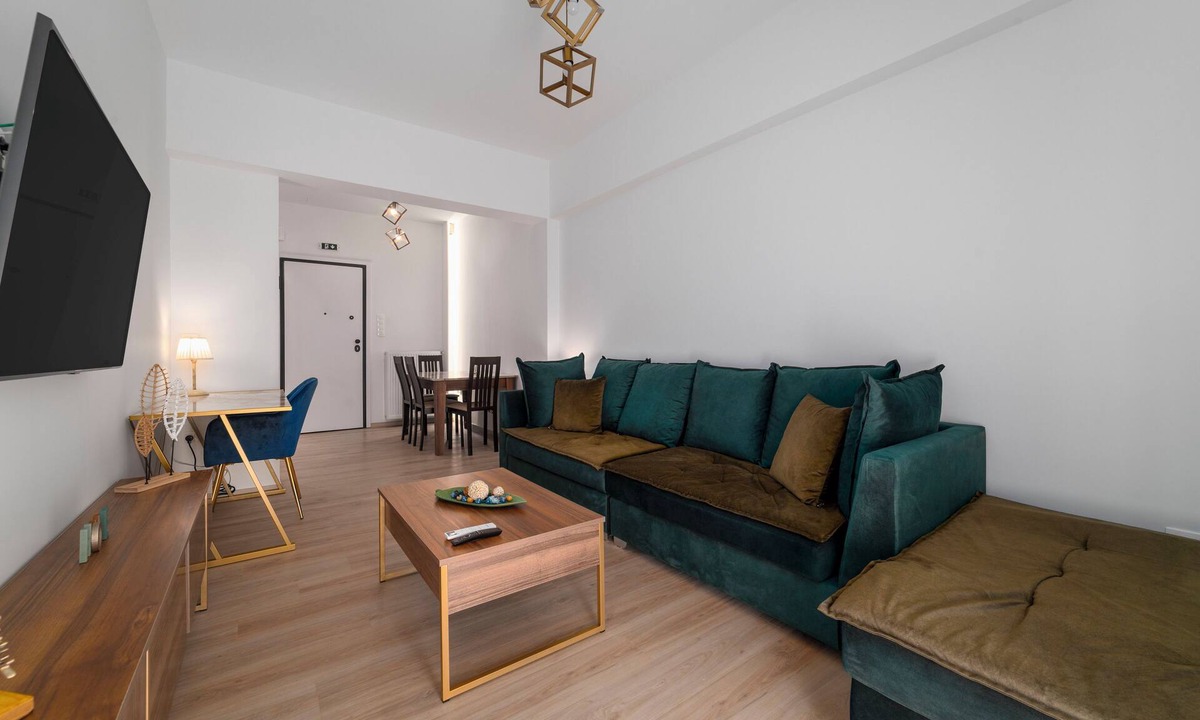 Mousio Apartment | Elegant Two-Bedroom in Exarcheia | Peridot - Homes