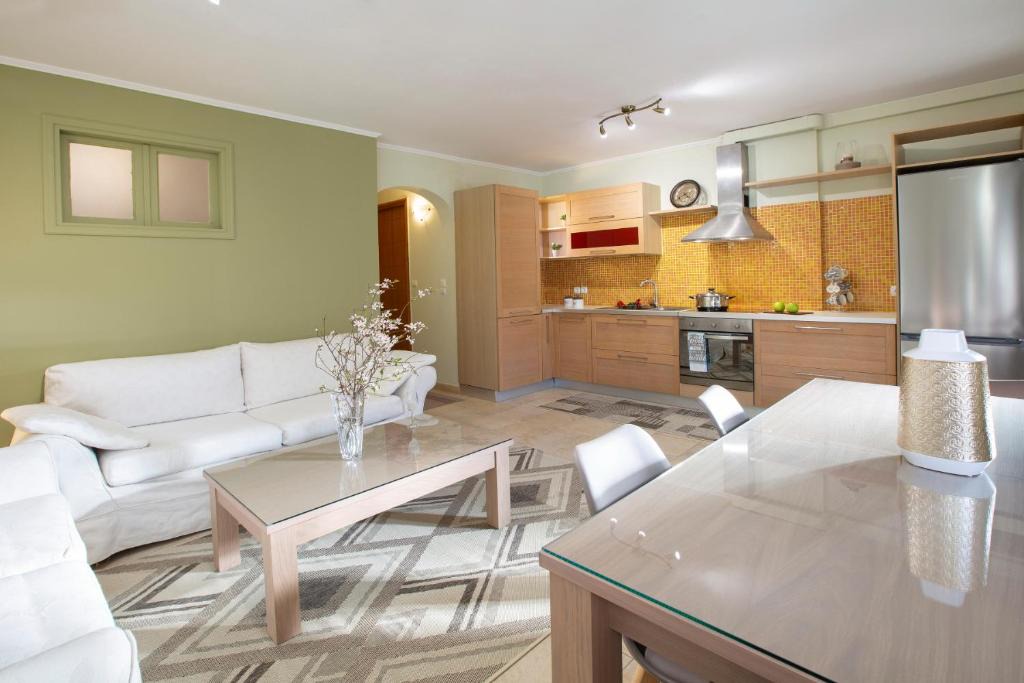 Vassiliki House | Elenas home