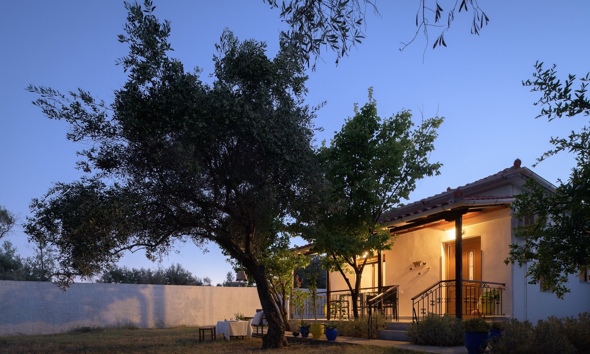 Skiathos House | Eleni's Charming Cottage, ideal for Couples or Families seeking Natural Living