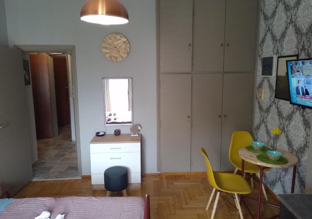 Ampelokipoi Apartment | Erato Art Loft