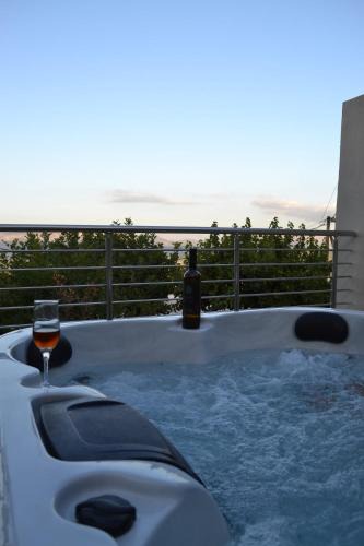 Agios Myronas Villa | Esion Villas
