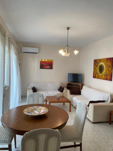 Nea Khili Apartment | Eva's Apartment 2 BDR