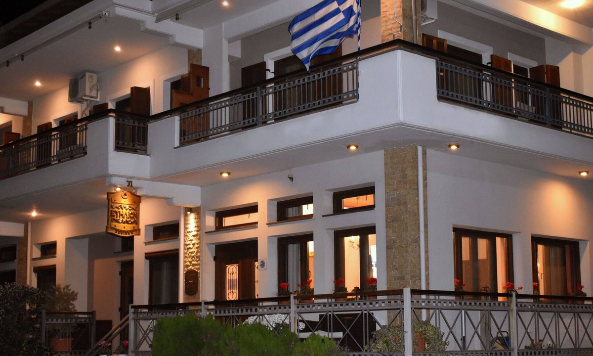Elati House | Evilion Suites