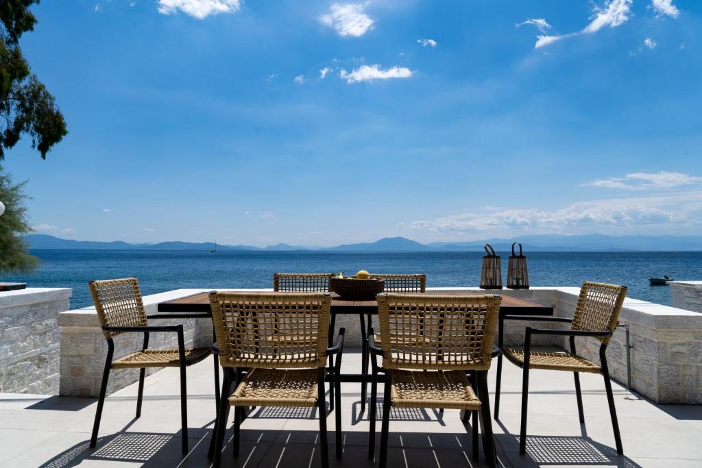 Kato Gatzea House | Gatzeas Blue