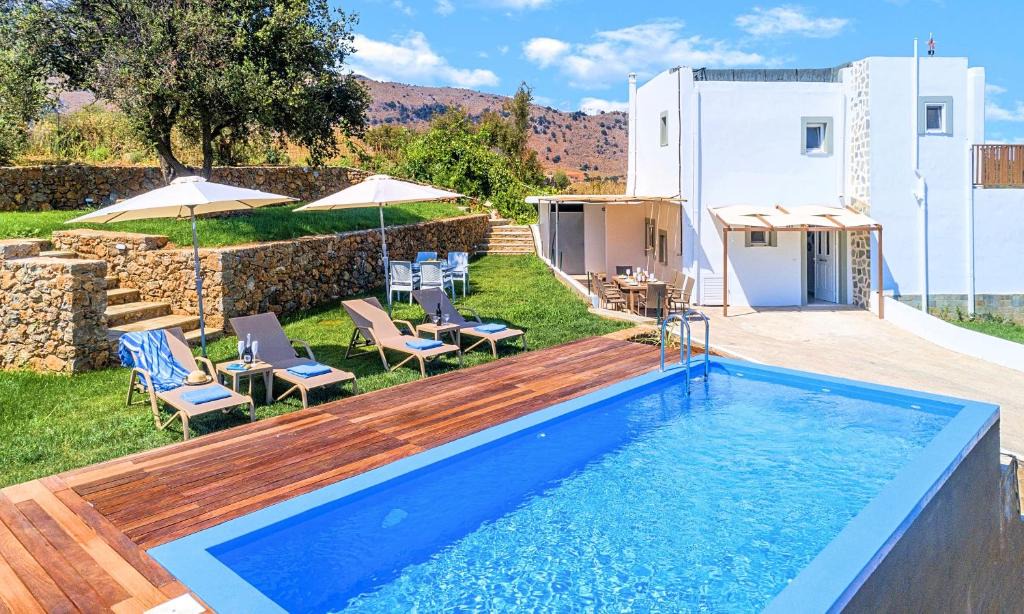 Mathes Villa | Georgioupolis Blue Villa