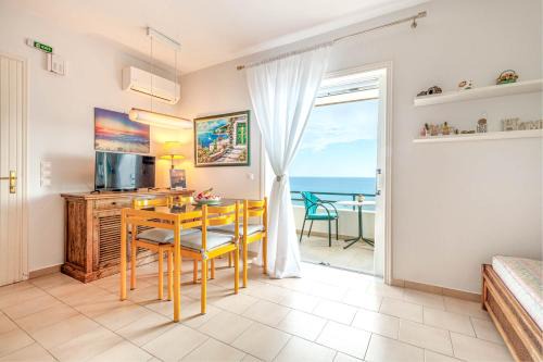 Glyfada Apartment | Glyfada New Era Home 107 Menigos Resort Apartments