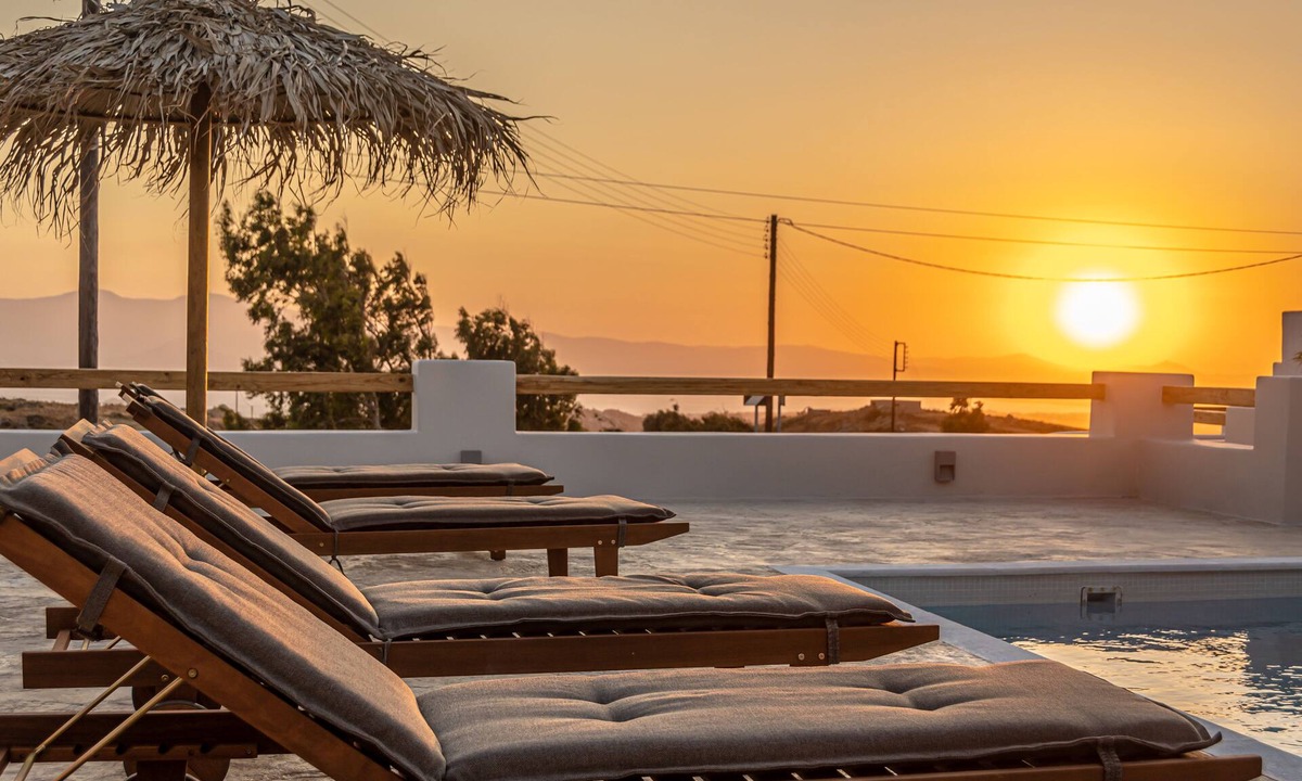 Vivlos Villa | Golden Sand Superior Villa