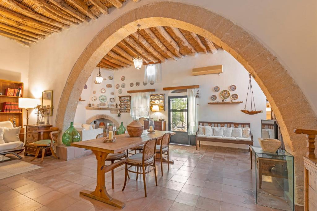 Afandou House | Hidden Gem of Afandou , Traditional House & Patio