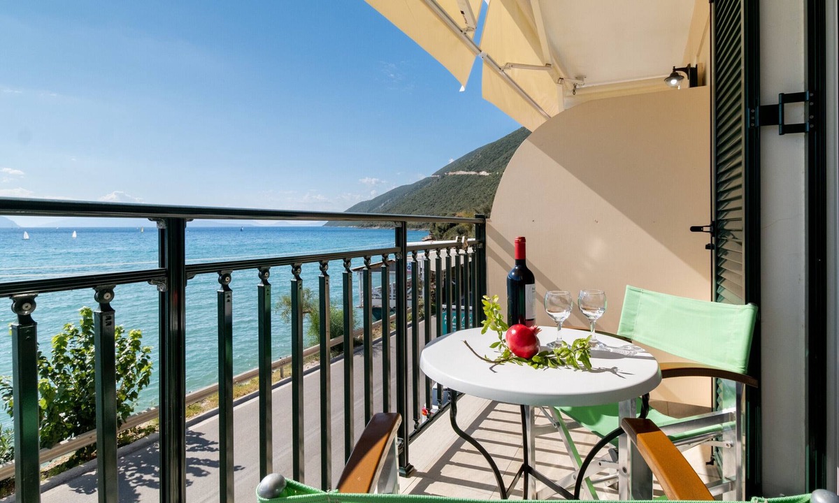 Apostolos Lefkada | Vassiliki