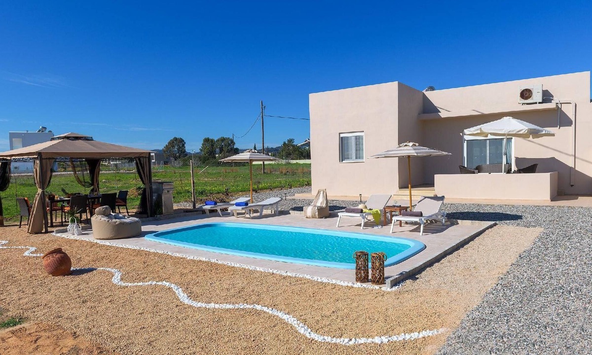 Gennadi House | Holiday house Gennadi for 1 - 7 persons with 2 bedrooms - Holiday home