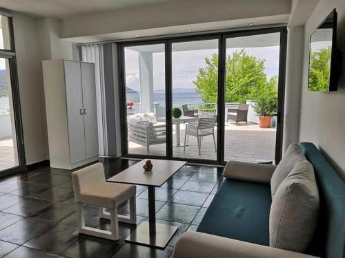 Hotel George | Thasos Town