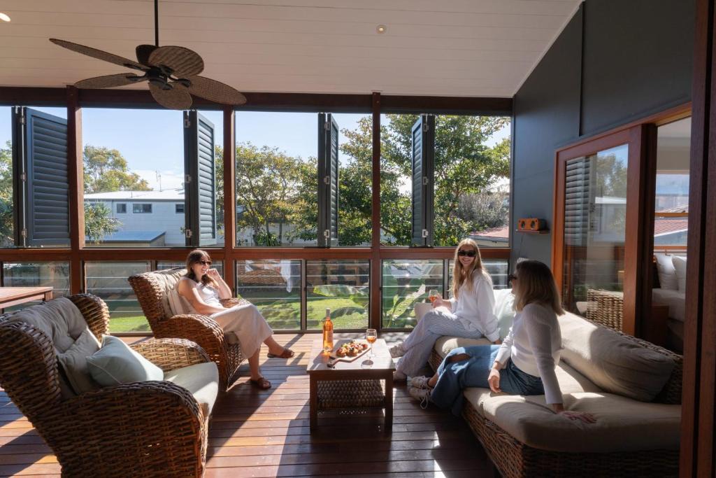 Dicky Beach Apartment | iluna at Dicky Beach