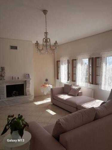 Ioannina Apartment | Ioannina Cozy Hill House