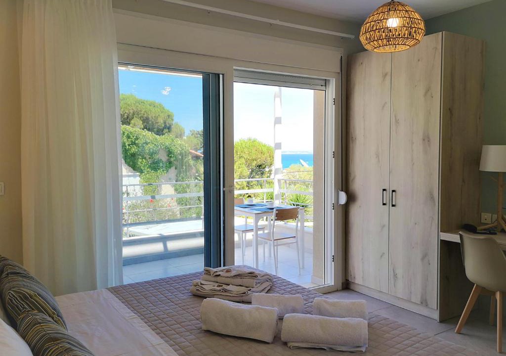 Karfas Apartment | Iris Studios Chios