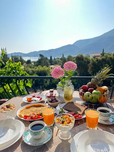 Karavomylos Apartment | Kate's Place Apartment, 5' walk from the beach