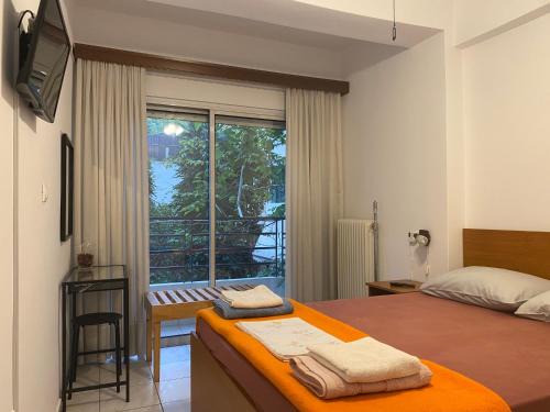 Athens Apartment | Katehaki metro