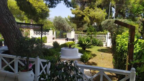 Nea Makri House | Katerina's House