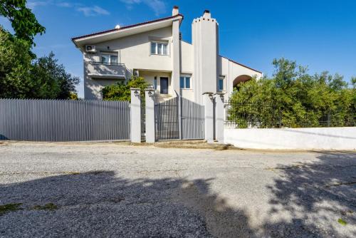 Pangaio House | "Kochili Villa" LUXURY VILLA
