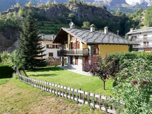 Oyace Apartment | La Betulla