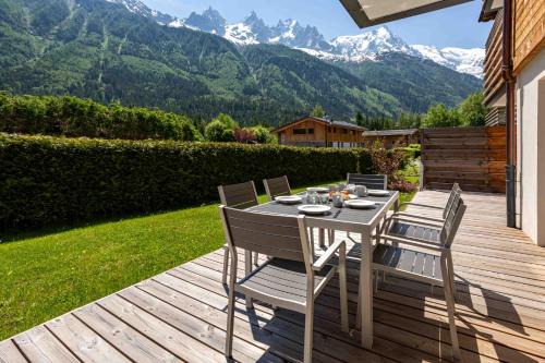 Chamonix-Mont-Blanc Apartment | La Cordee 703 Apartment - Chamonix All Year