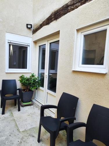 Saint-Jean-d'Angely House | Le Valentin
