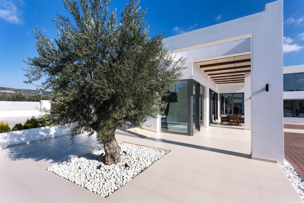 Ermionida Villa | LeBlanc Luxurious Beachfront Villa by Goutos Luxury Living