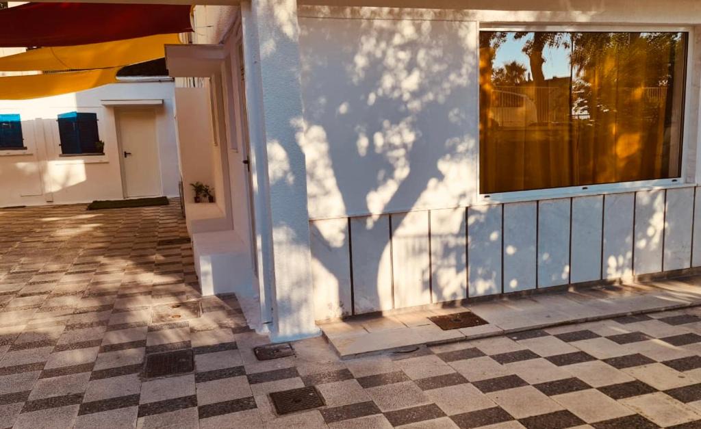 Palaio Faliro Apartment | Lovely sea front apartment.