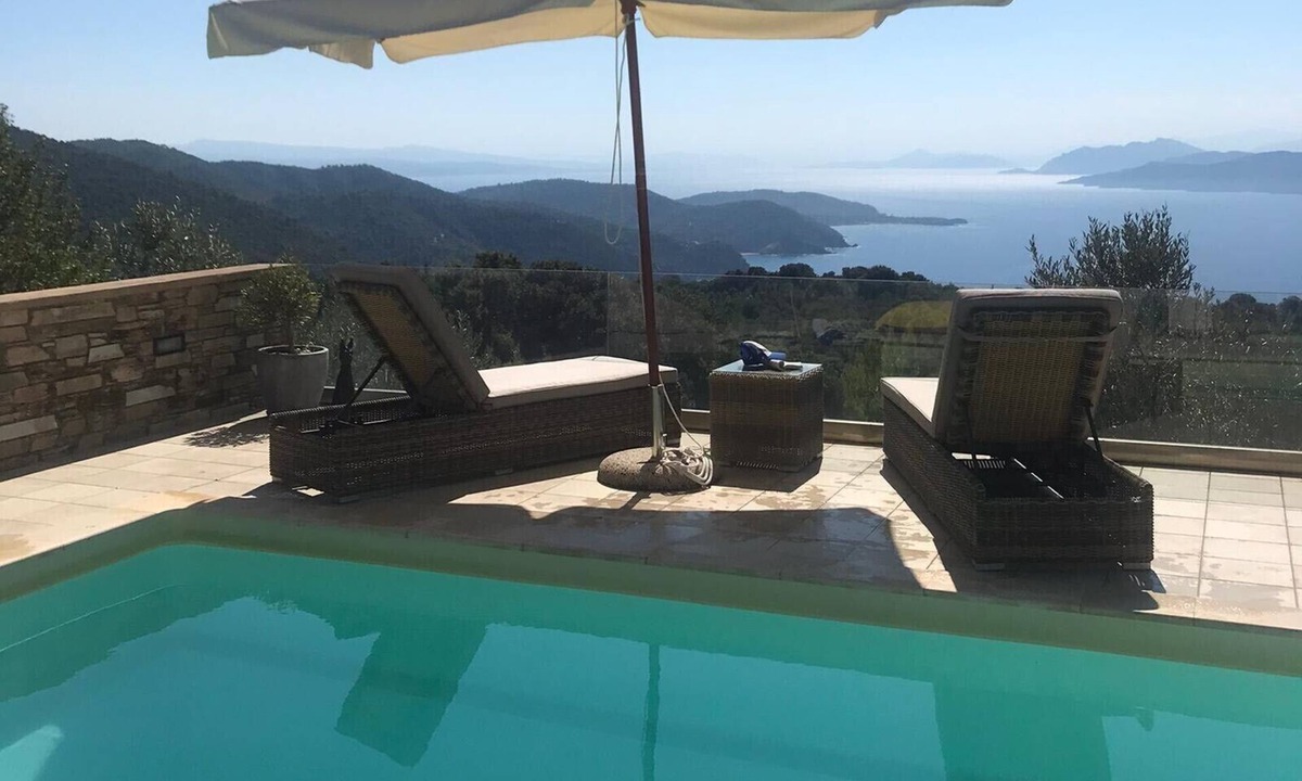 Skiathos Villa | Luxury and charming villa with private swimming pool