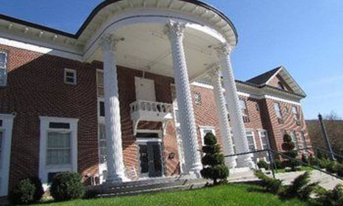 Narrows Hotel | MacArthur Inn