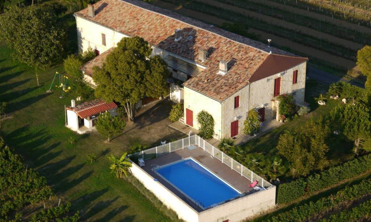 Saint-Quentin-de-Caplong House | Maison de maitre amidst vineyards with80 m2 reception room