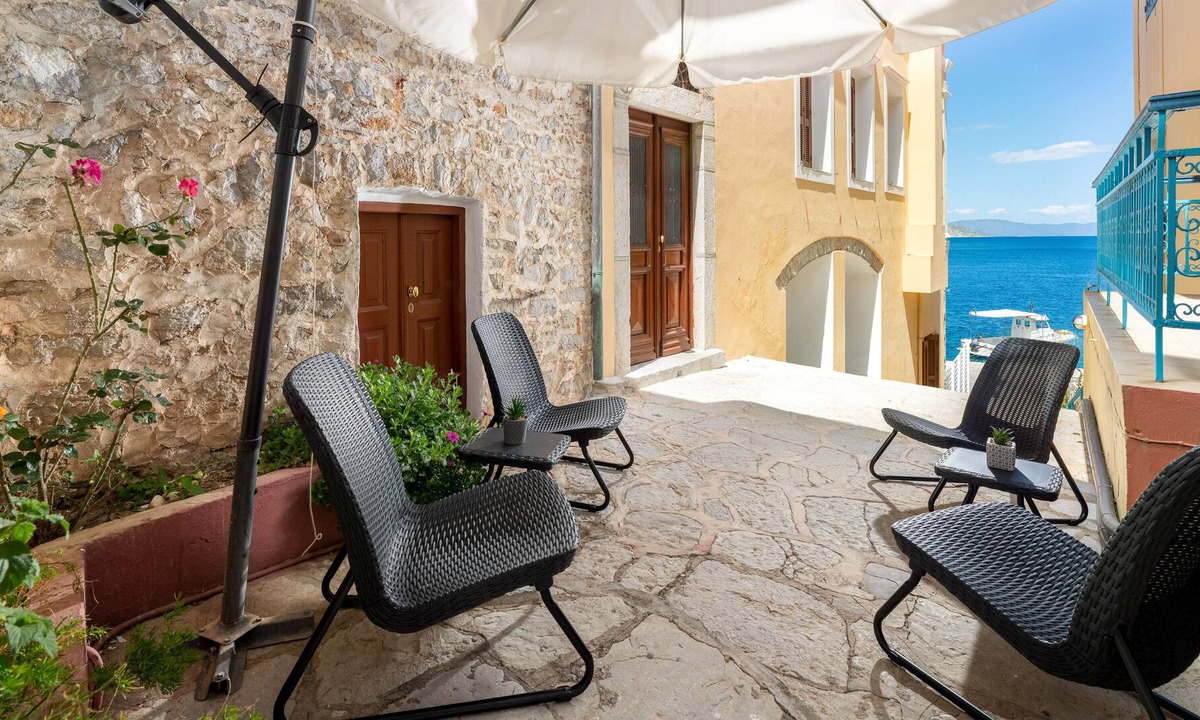Symi Apartment | Marika's Deluxe Rooms - Room 5