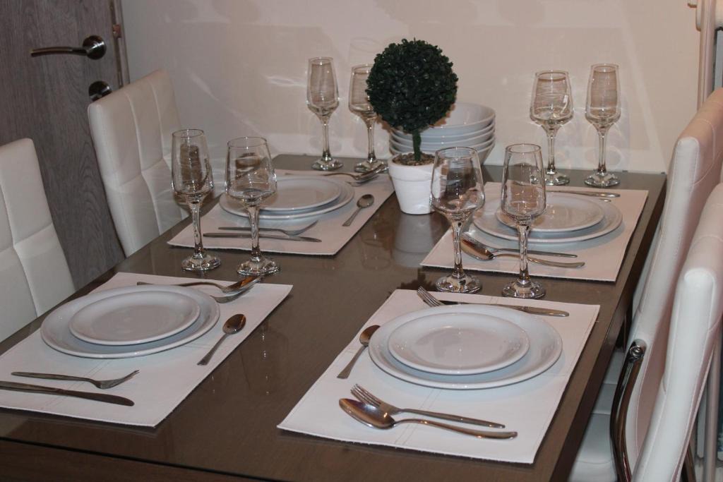 Ampelokipoi-Menemeni Apartment | Mesochoriou Apartment