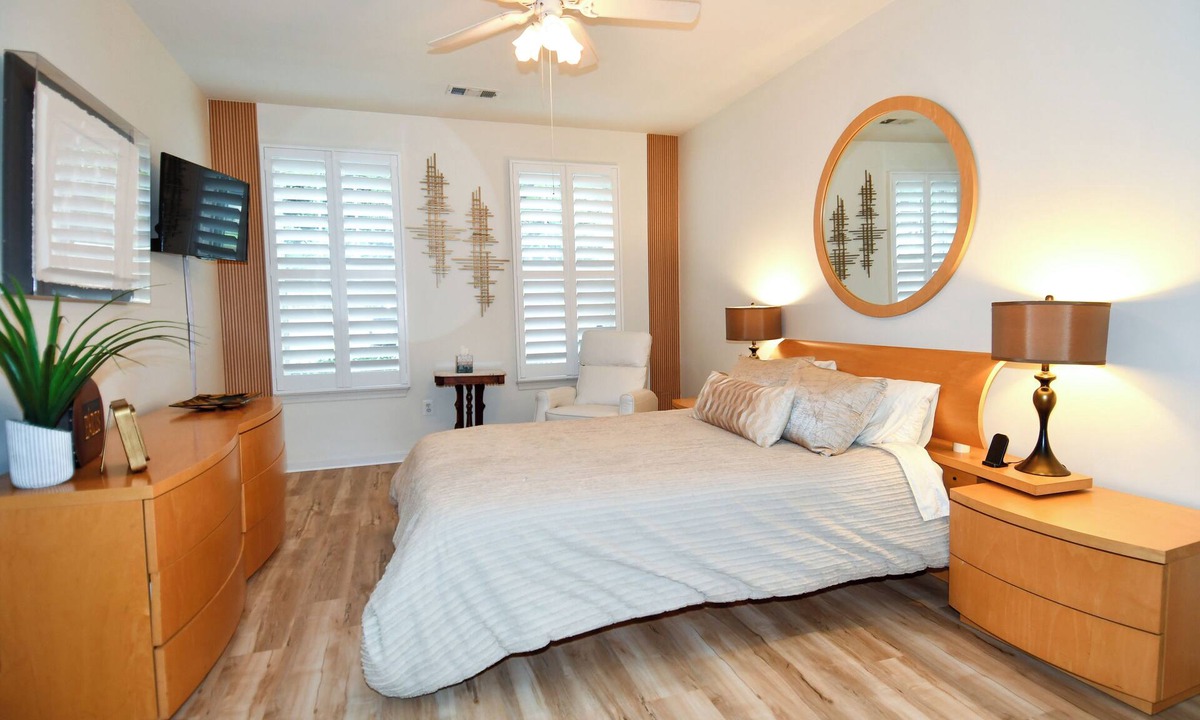 Gaithersburg Apartment | Mid-Term Gem - Private Bedroom Suite