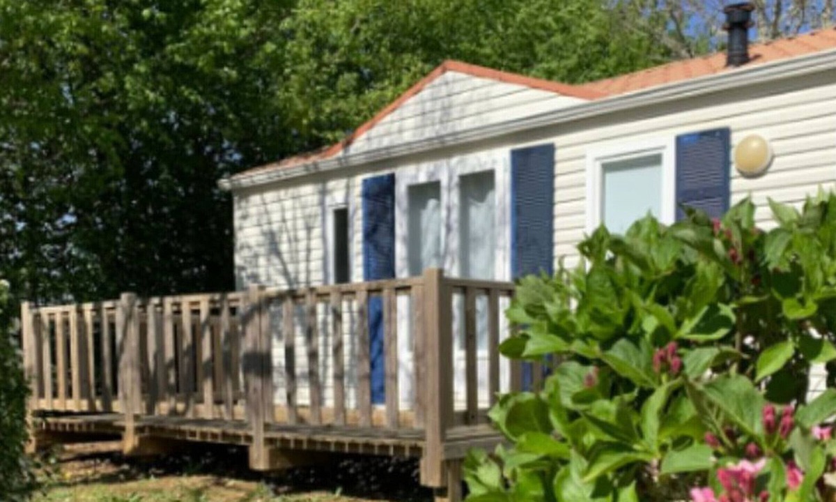 Limeuil House | Mobile Home 27m² with Terrace in Limeuil - Sleeps 5