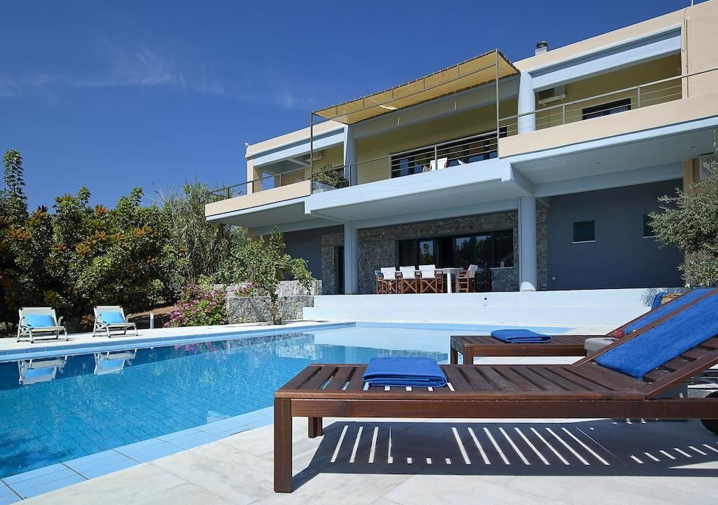 Chorafakia Villa | Modern,sea view,comfortable,pool