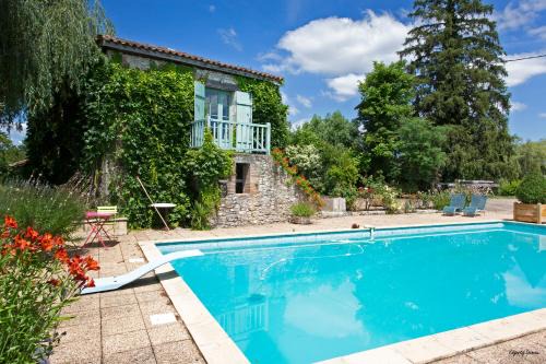 Saint-Pierre-sur-Dropt Bed & Breakfast | Moulin de Cocussotte