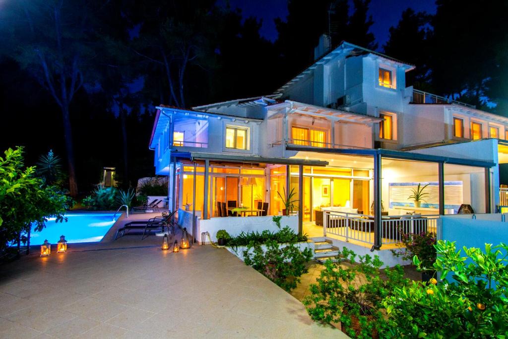 Sane Villa | Muses Villas Resort