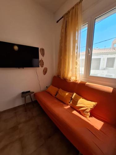 Vrontados Apartment | Not quite a treehouse